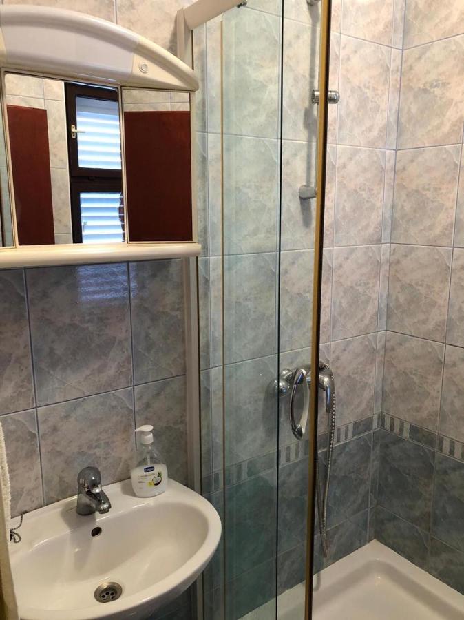 Pansion Marinka-Bire Rooms Lumbarda Ngoại thất bức ảnh
