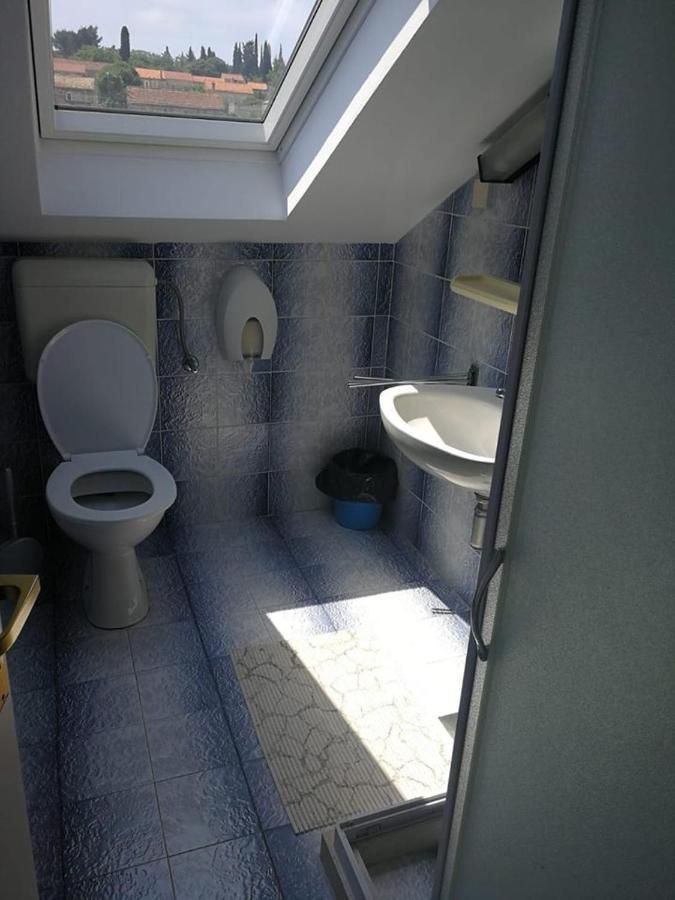 Pansion Marinka-Bire Rooms Lumbarda Ngoại thất bức ảnh