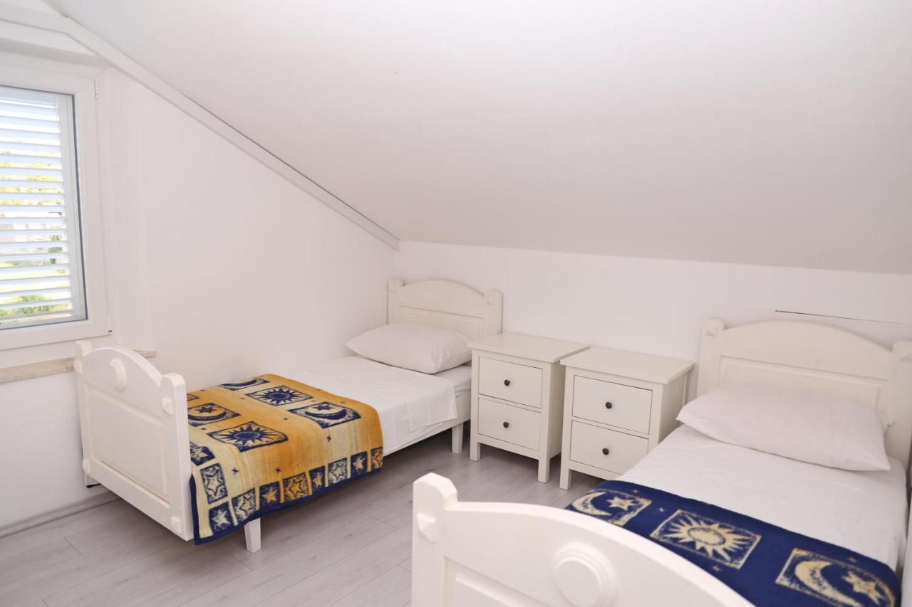 Pansion Marinka-Bire Rooms Lumbarda Ngoại thất bức ảnh